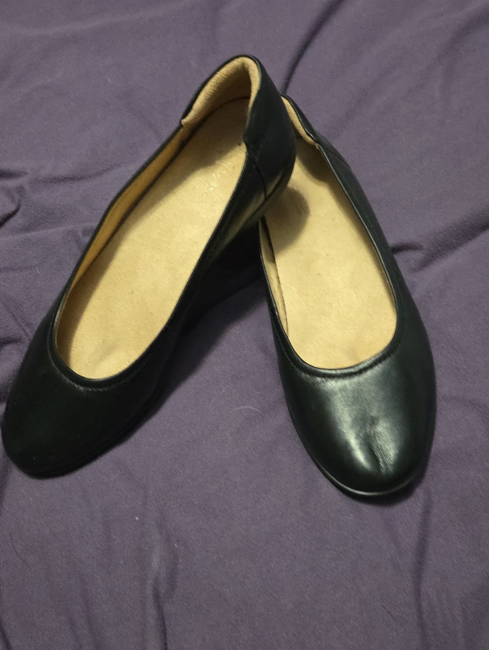 Naturalizer Black Leather Ballet Flats